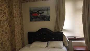 Berce Apartment & Suites