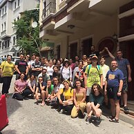 Berce Apartment & Suites