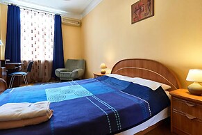 Home-Hotel Pushkinskaya 2-4-7