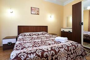 Home-Hotel Pushkinskaya 2-4-7