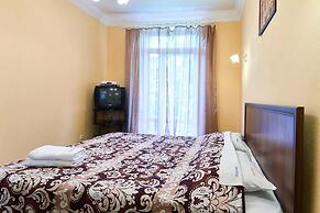 Home-Hotel Pushkinskaya 2-4-7