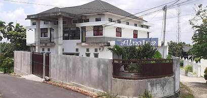 Almira Homestay