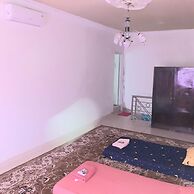 Almira Homestay near Airport - Hostel