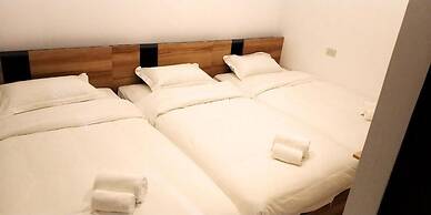 Breeze Hostel Pattaya