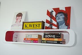 Twentieth Century B&B