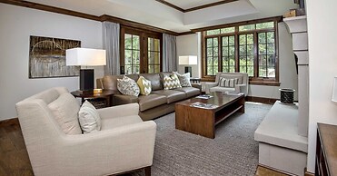 Ritz Carlton #5 2 Bedroom Condo by RedAwning