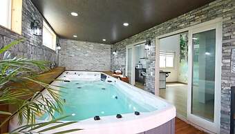 Gyeongju Sillamasil Pension One