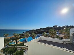 Borda d'Água, Praia da Oura