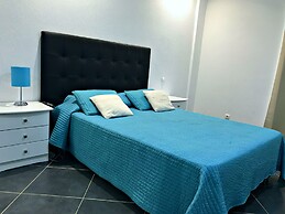 Borda d'Água, Praia da Oura