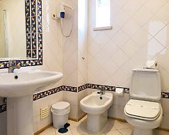 Borda d'Água, Praia da Oura