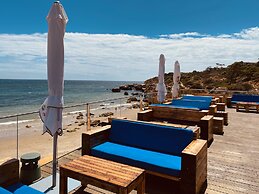 Borda d'Água, Praia da Oura