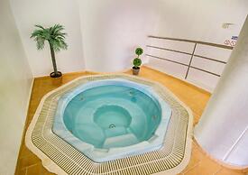 Borda d'Água, Praia da Oura