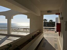 Borda d'Água, Praia da Oura