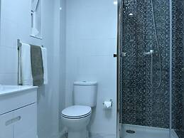 Borda d'Água, Praia da Oura