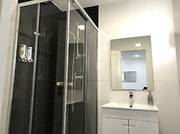 Borda d'Água, Praia da Oura