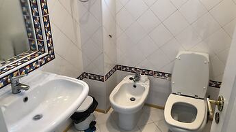 Borda d'Água, Praia da Oura