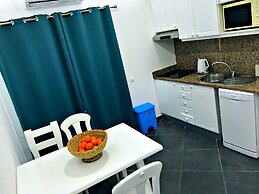 Borda d'Água, Praia da Oura