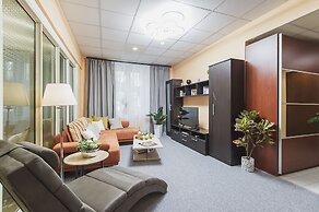 GM Apartment 2 Leont'yevskiy Pereulok 6