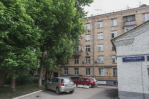 GM Apartment 2 Leont'yevskiy Pereulok 6