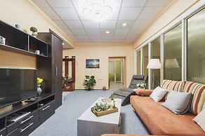 GM Apartment 2 Leont'yevskiy Pereulok 6