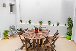 Anemos Rooms & Apartments