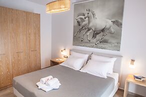 Anemos Rooms & Apartments