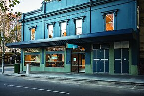 Vibe Hotel Melbourne