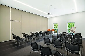 Vibe Hotel Melbourne