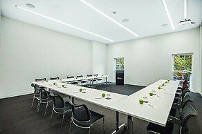 Vibe Hotel Melbourne