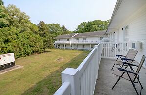 Hamilton Village Inn