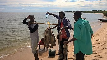 Ukerewe Garden View Bungalow at Bwiru Village Homestay