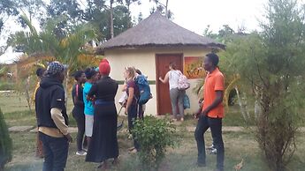 Ukerewe Garden View Bungalow at Bwiru Village Homestay