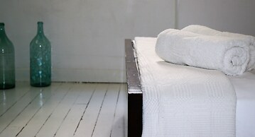 Neoclassical ART-House Bhive