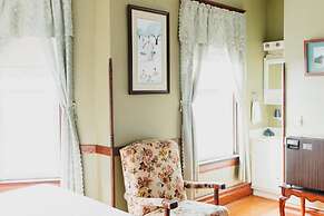 Friendly City Inn Bed & Breakfast