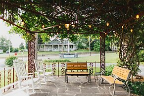 Friendly City Inn Bed & Breakfast