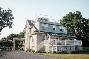 Friendly City Inn Bed & Breakfast