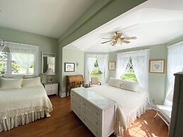 Friendly City Inn Bed & Breakfast