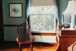 Friendly City Inn Bed & Breakfast