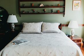 Friendly City Inn Bed & Breakfast