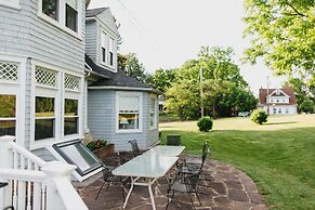 Friendly City Inn Bed & Breakfast