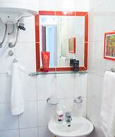 Yellow Lilly Mostar Apartment