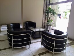 Lujosa Torre. Pool Gym