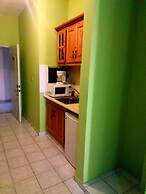 Aparta Hotel Jardines Metropolitanos