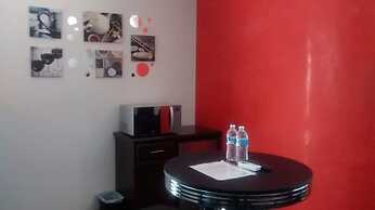 Premier Hotel Suites