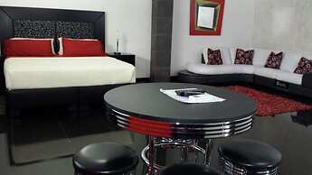 Premier Hotel Suites