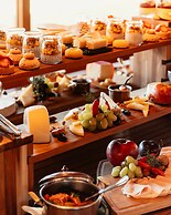 Zendaya Resort Beach Sport & Spa