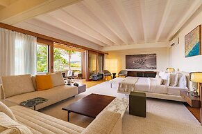 Zendaya Resort Beach Sport & Spa