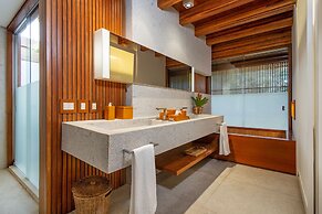 Zendaya Resort Beach Sport & Spa