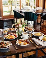 Zendaya Resort Beach Sport & Spa