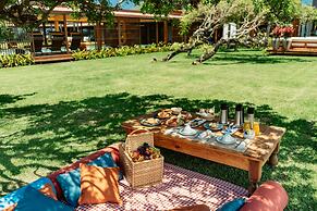 Zendaya Resort Beach Sport & Spa